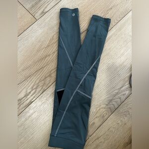 Lululemon cold sleeves for running